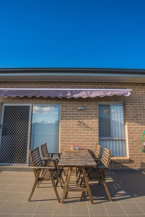 PEACEFUL 2Kingbed RootyHill Townhouse Near Station - Accommodation Cooktown 3