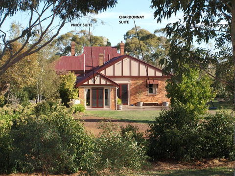 Pierrepoint Bed & Breakfast - Accommodation Cooktown 0