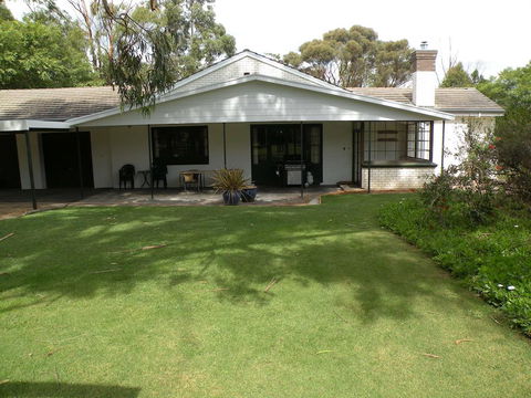 Pinkerton Hill Naracoorte - Accommodation Cooktown 0