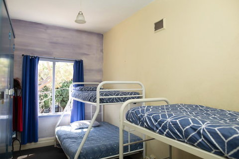 Pirates Backpackers - Accommodation Cooktown 0
