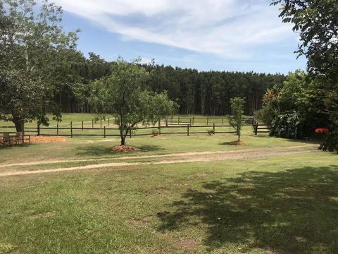 Ponytail Farmhouse - Accommodation Cooktown 1
