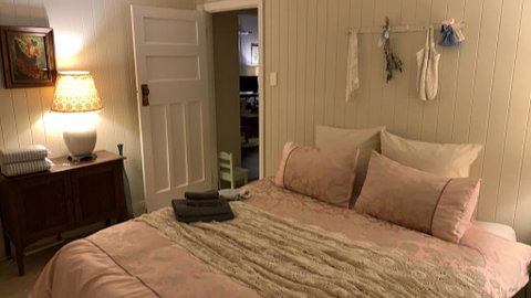 Pool House - Accommodation Cooktown 2