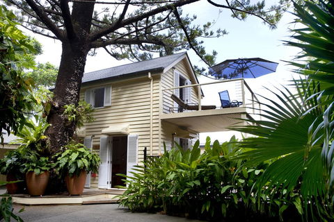 Port Douglas Cottage & Lodge - Accommodation Cooktown 0