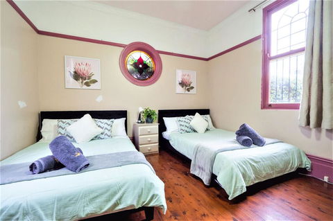 Quiet Quadruple Private Room In Strathfield 3min To Train Station Sleeps 4b - Accommodation Cooktown 0