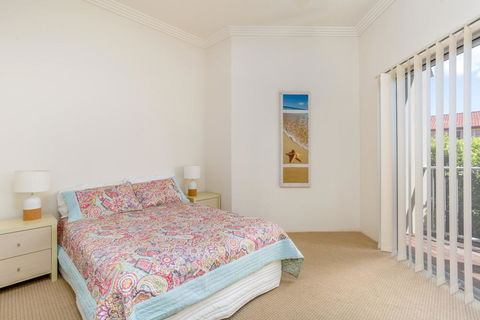 Rainbow Towers 2 - Rainbow Beach, High On The Hill, Panoramic Views, Wi-Fi - Accommodation Cooktown 1
