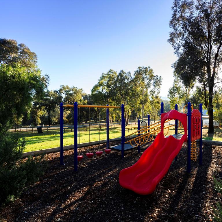 Crooked Corner NSW Accommodation Cooktown