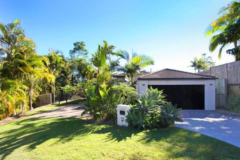 Relax At Coolum - Accommodation Cooktown 3