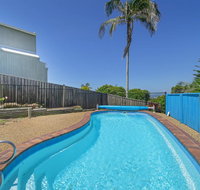Relax At Lighthouse 4 Lighthouse Road - Accommodation Cooktown