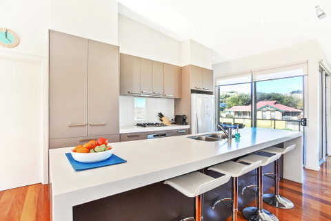 RiverSea Goolwa Beachhouse - WiFi - Pet-Friendly - Accommodation Cooktown 3