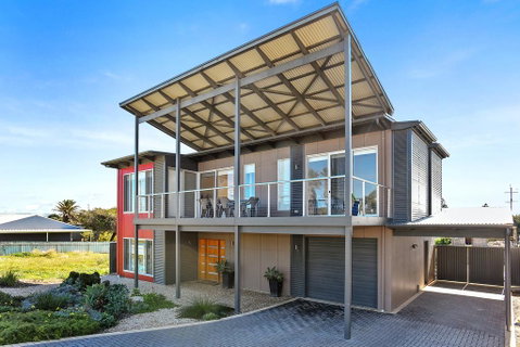 RiverSea Goolwa Beachhouse - WiFi - Pet-Friendly - Accommodation Cooktown 0