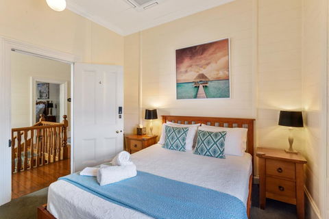 Riversleigh House - Accommodation Cooktown 1