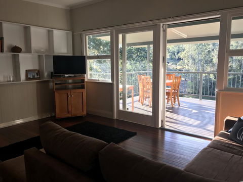 Riverview Cottage - Accommodation Cooktown 1