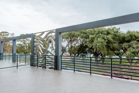Rockingham Beachfront Apartment - Accommodation Cooktown 0