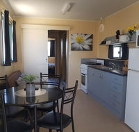 Rocks Retreat Cabin 3 - Lobster - Accommodation Cooktown