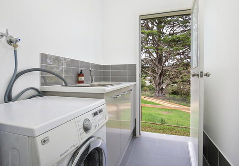 Rockwall - Pet-Friendly - Fire Pit - Accommodation Cooktown 1