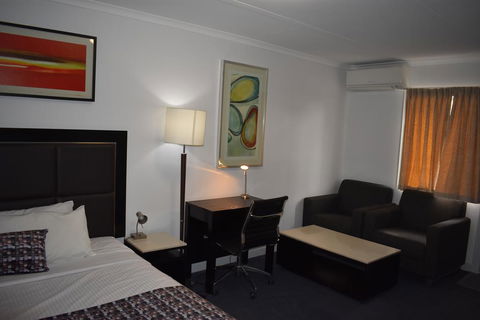 Roundhouse Motel - Accommodation Cooktown 1