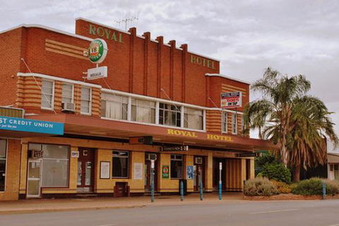 Royal Hotel Condobolin - Accommodation Cooktown 0