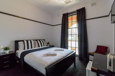Royal Hotel Ryde - Accommodation Cooktown 0