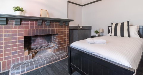 Royal Hotel Ryde - Accommodation Cooktown 2