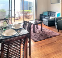 Rye 6 Carpark Walk to Shops Beach Wine Wifi  Netflix - Accommodation Cooktown