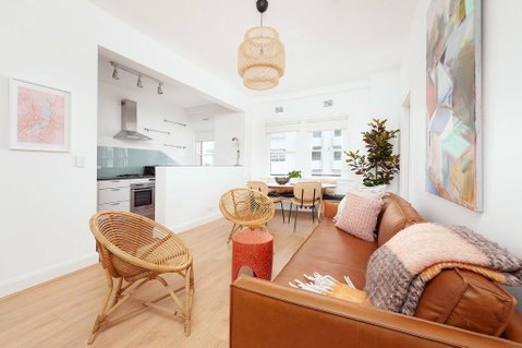 SALTY'S 2 BEDROOM BEACH HOME - Accommodation Cooktown 1