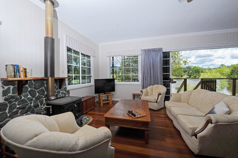 Samford Lakes - Accommodation Cooktown 0