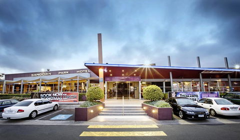 Sandown Park Hotel Noble Park - Accommodation Cooktown 2