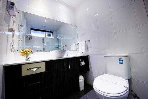 Sandown Regency Hotel & Apartments - Accommodation Cooktown 2