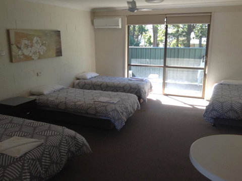 Settlers Inn - Accommodation Cooktown 3