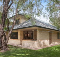 Siesta Park Holiday Resort - Accommodation Cooktown