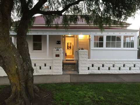 Signature On Gunn - Accommodation Cooktown 0