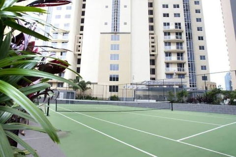 SK2 - 3BR With Pool Gym Steam Room In Story Bridge - Accommodation Cooktown 2