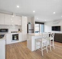 Sleek Modern Capel Sound - Accommodation Cooktown
