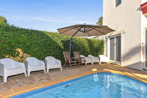 Smugglers Resort-Style Apartments No 9 - Accommodation Cooktown 0