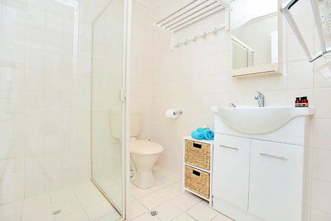 Smugglers Resort-Style Apartments No 9 - Accommodation Cooktown 1