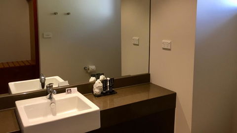 Sovereign Resort Hotel - Accommodation Cooktown 1