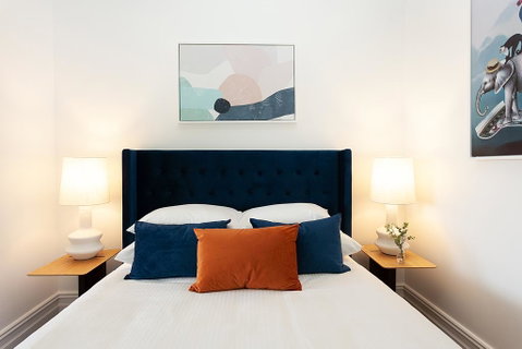 Spacious Studio With Balcony In Inner-City Glebe - Accommodation Cooktown 2