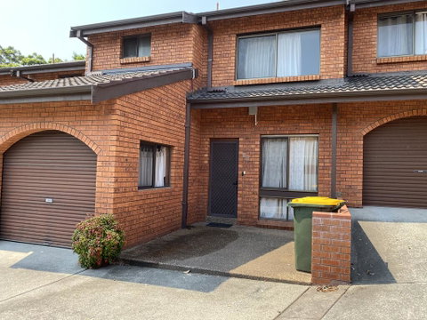 Spacious Townhouse In Wollongong - Accommodation Cooktown 3