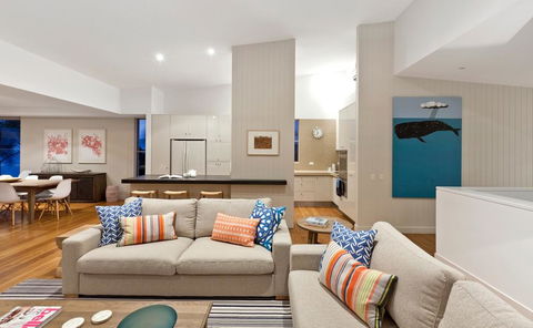 Spacious With Surf Views, Sunshine Beach - Accommodation Cooktown 3