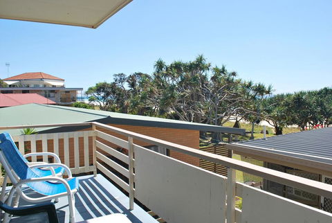 SPARKLING WATERS, UNIT 1 - Accommodation Cooktown 0