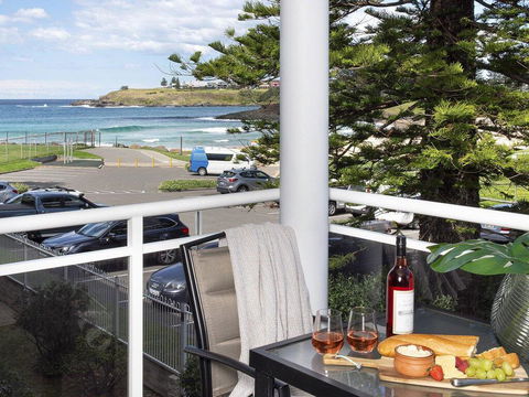 St Tropez Beachside Luxe - Accommodation Cooktown 3
