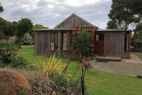Stanley Lakeside Spa Cabins - Accommodation Cooktown 2