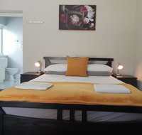 Stirling Apartments - Studio 2 - Accommodation Cooktown