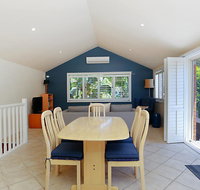 Stunning Home in Salamander Bay - Accommodation Cooktown