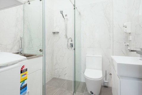 STUNNING SYDNEY HOME 11 - Accommodation Cooktown 3