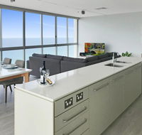 Stunning Views Air On BroadbeachWine Wifi Parking