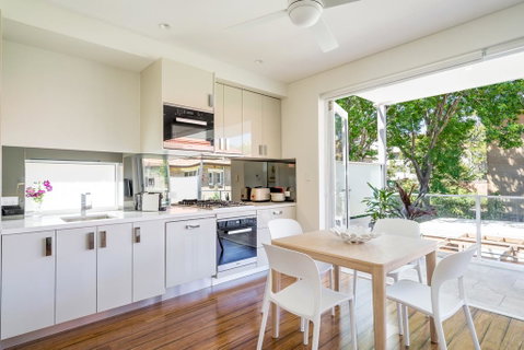 Stylish Modern Apartment Bondi Beach - Accommodation Cooktown 1