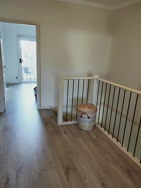 Stylish Private Bathroom-Luxurious Modern Big Home - Accommodation Cooktown 3