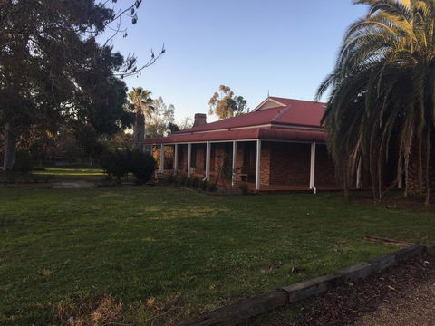 Sudbury - Accommodation Cooktown 2