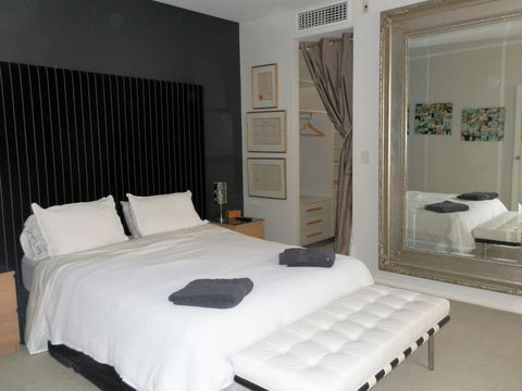 Sun, Sand, Sea And Salty Kisses Cottesloe Beach House - Accommodation Cooktown 2